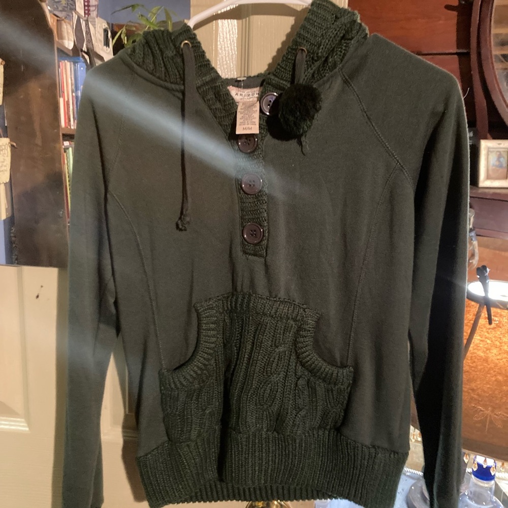 Hooded sweater green